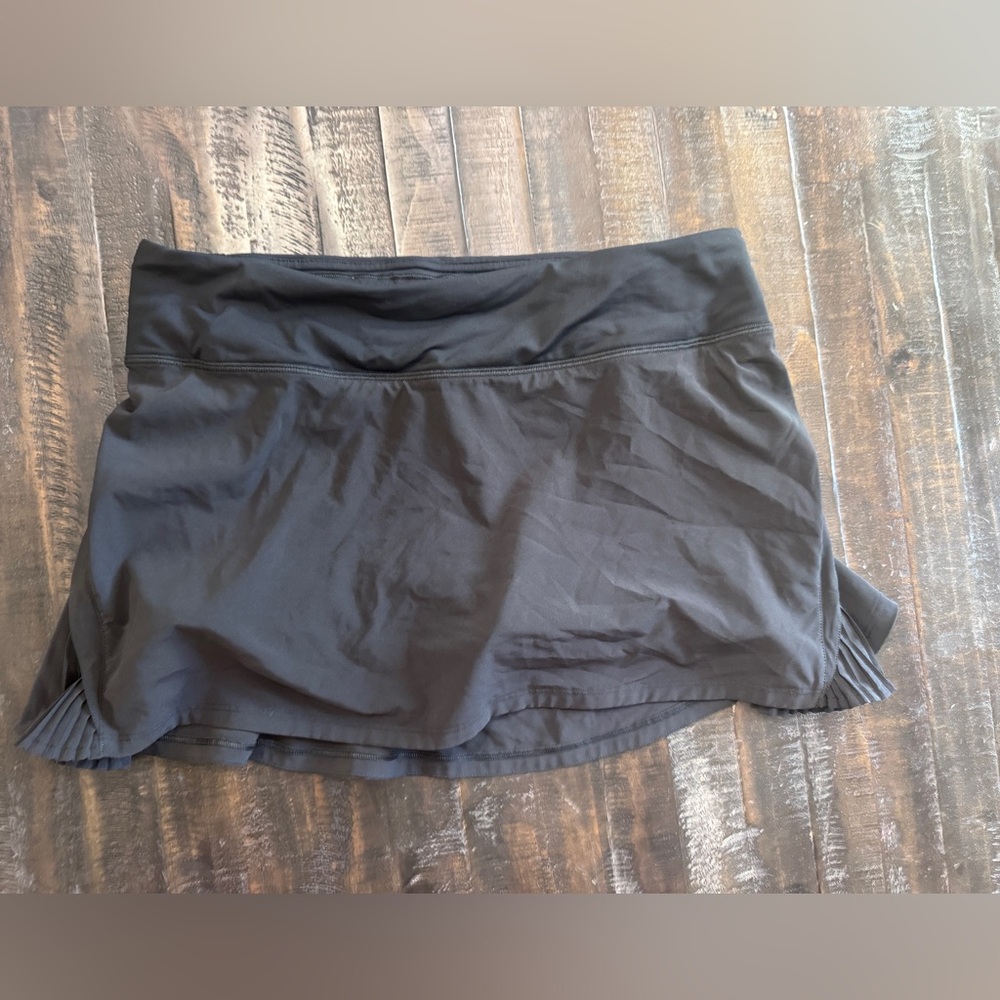 Lululemon Play off the Pleats Skirt